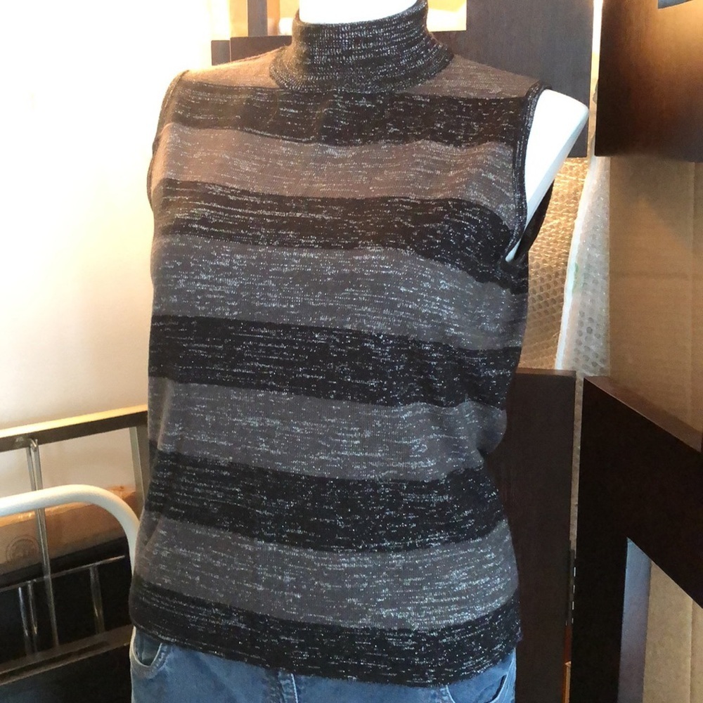 INVESTMENTS Mock Sleeveless Knit Top NWOT sz XL